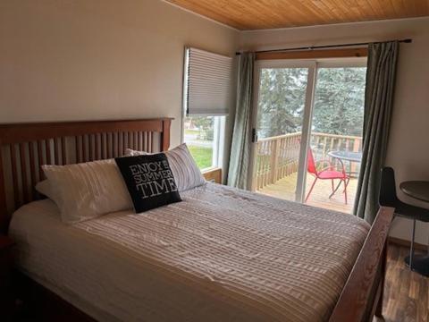 Merland Park Minnow Motel Пиктон Экстерьер фото